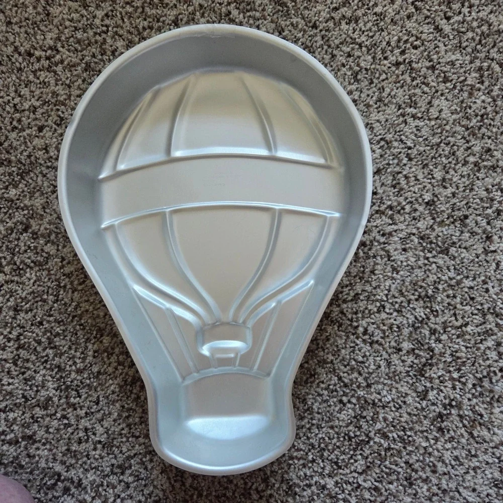 Wilton Up n Away Balloon Pan 1982 Vintage Aluminum Cake Mold 502-3169